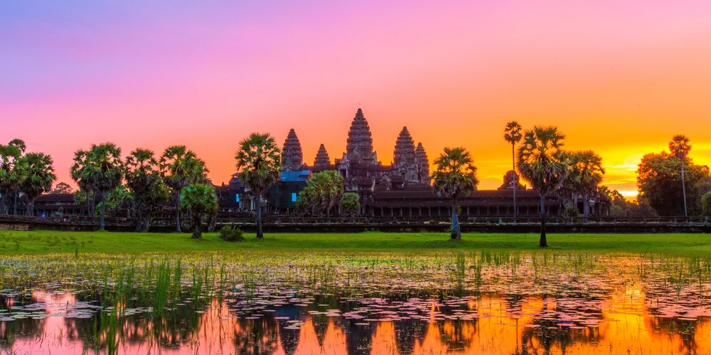 Sonnenaufgang beim Tempel Angkor Wat.