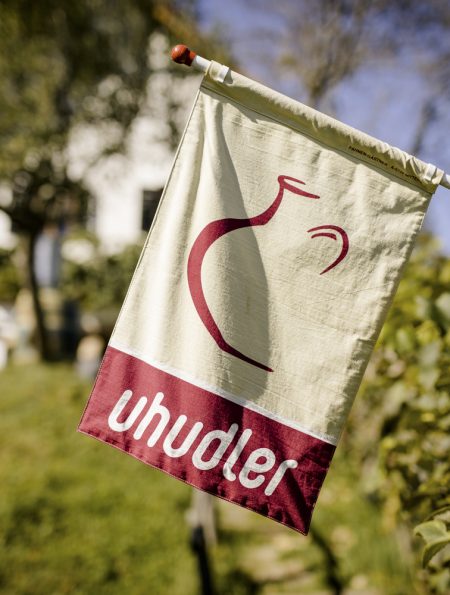 Uhudler Logo Flagge