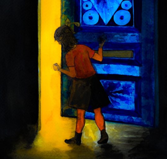 Eine Zeichnung von einem Mädchen, das aus einem dunklen Raum durch eine Tür in einen hellen Raum geht. © anna reichmayr